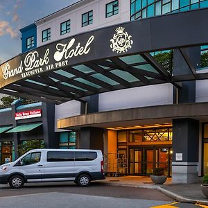 Grand Park Hotel Vancouver Airport, Ascend Hotel Collection